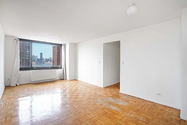 Rented by Spire Group | media 28