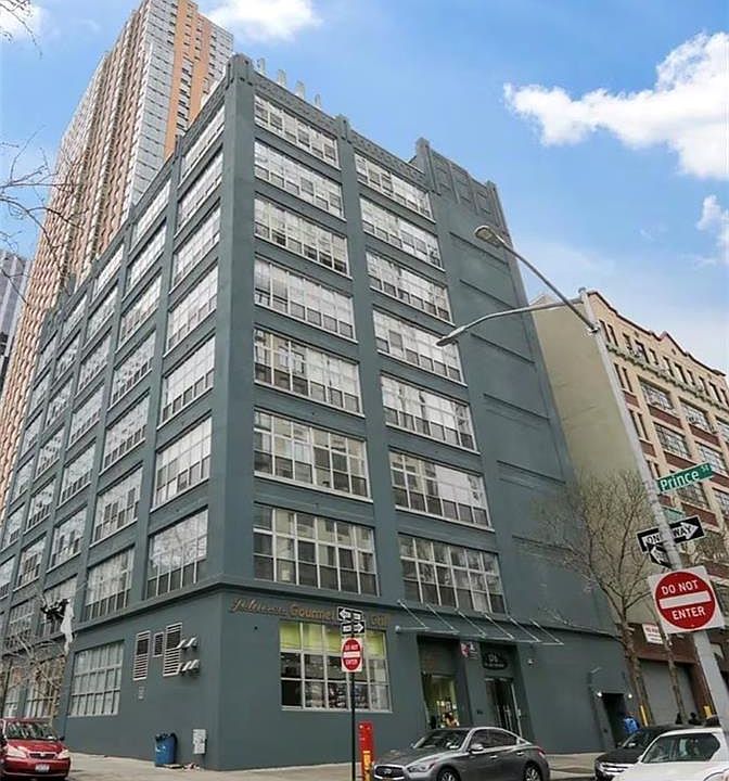 1st image of 176 Johnson St APT 3D