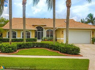 7050 Peninsula Ct, Lake Worth, FL 33467