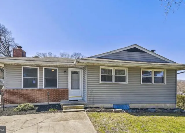 7808 Telegraph Rd