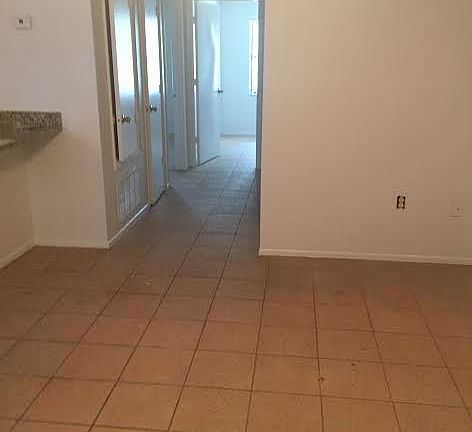 4th image of 433 W New England Ave APT 202