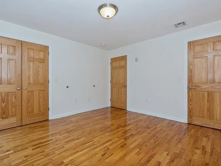 17 Meadow Rd #306 — Photo 12