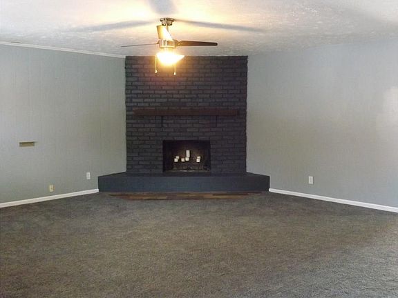 3rd image of 8209 Red Bud East Ln