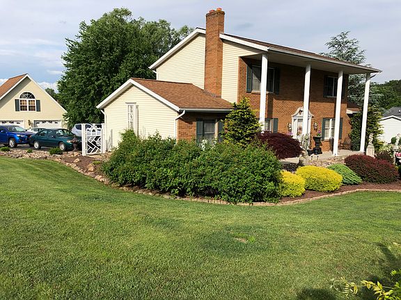 Note detached 2 story garage