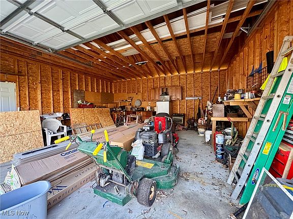 4th image of 36321 S Riverview Dr