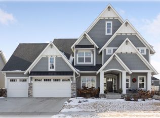 7581 Urbandale Ln N, Maple Grove, MN 55311