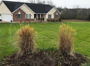 110 Bruning Ln, Troy, MO