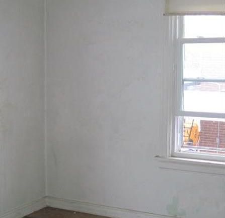 5th image of 2816 Stella Ave