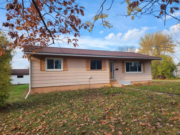 2107 E 5th St, Ashland, WI 54806