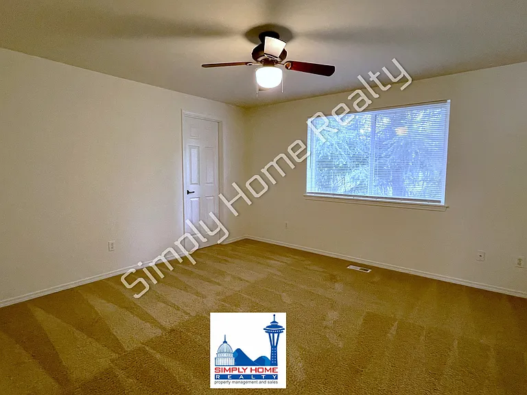 6546 36th Ln SE — Photo 14