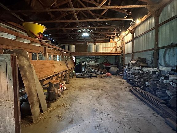 2nd image of 5759 College Hill Rd