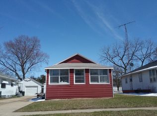 1051 S Terrace St, Janesville, WI 53546