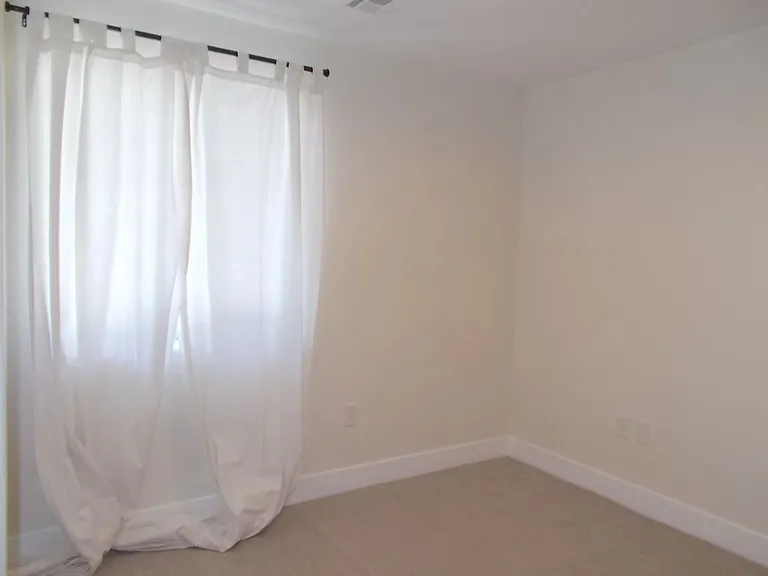 519 Crimson View Pl — Photo 20