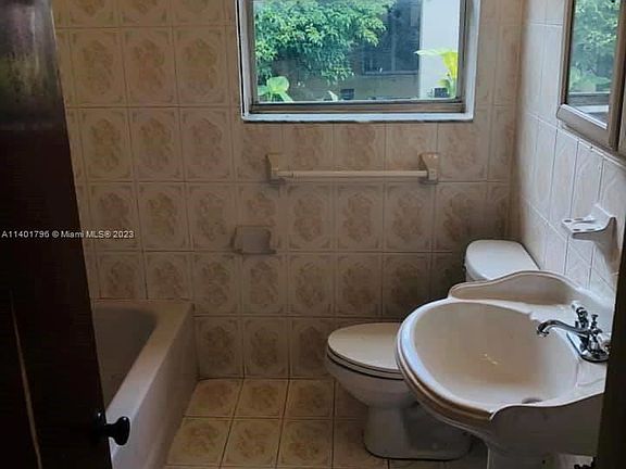 2nd image of 57 NE 115th St #0