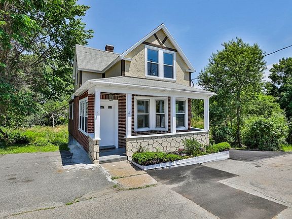 2nd image of 6 Bradley Ave