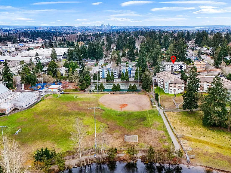 Arbor Heights | New Fully Renovated Apartments | Move in Specials! — Photo 5