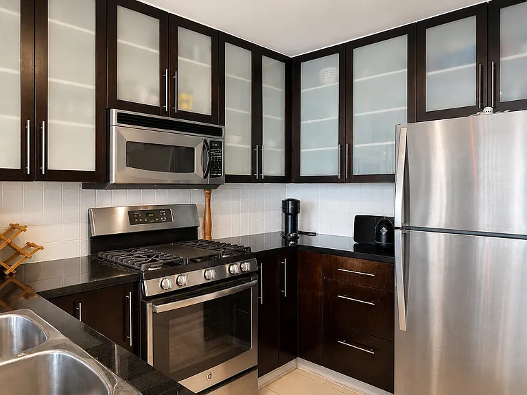 1225 Richards St #2203 — Photo 8