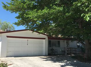 9118 La Barranca Ave NE, Albuquerque, NM 87111