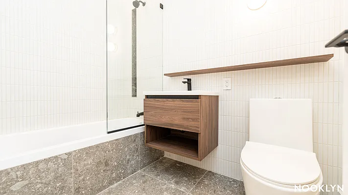 Rented by Nooklyn NYC LLC | media 17