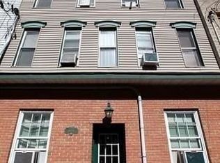 410 Adams St APT 3L, Hoboken, NJ 07030