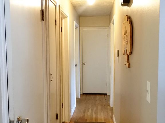 5th image of 1524 Westland Ave