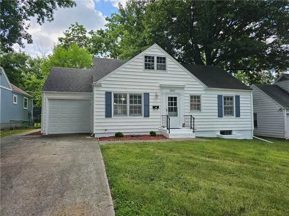 1511 W 27th Ter S, Independence, MO 64052