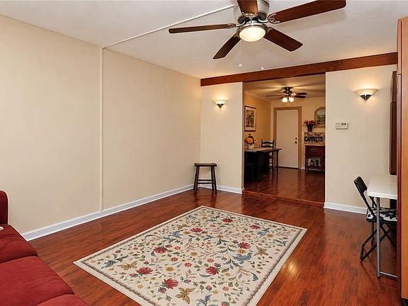 5th image of 1595 Independence Ave