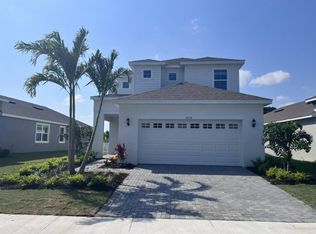5218 Wishing Arch Dr, Apollo Beach, FL 33572