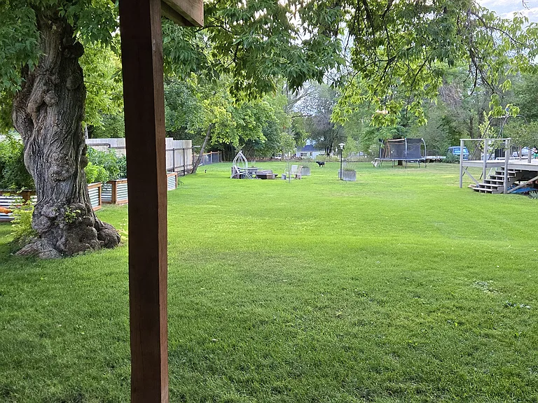 543 N 400 E #B — Photo 2