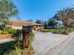 14937 Lake Forest Dr, Lutz, FL 33559