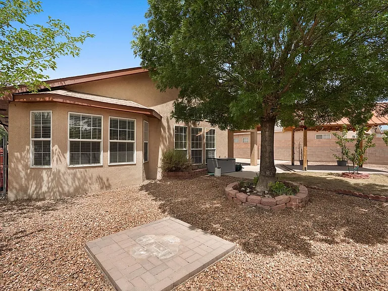 8620 Casa Verde Ave NW — Photo 38