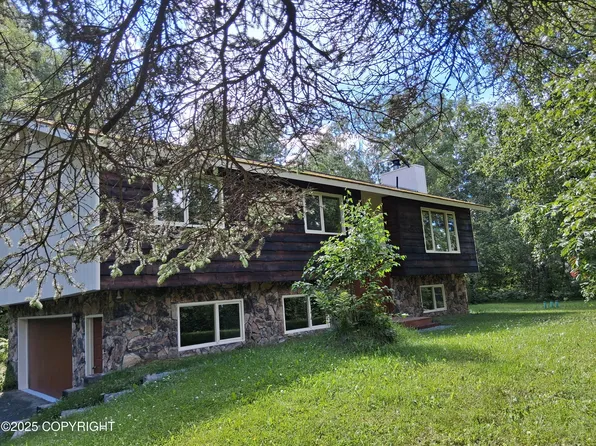 25220 Schaff Dr, Chugiak, AK 99567