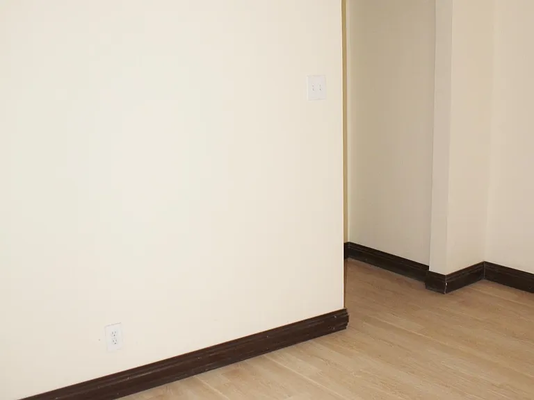830 S 49th St #4 — Photo 8