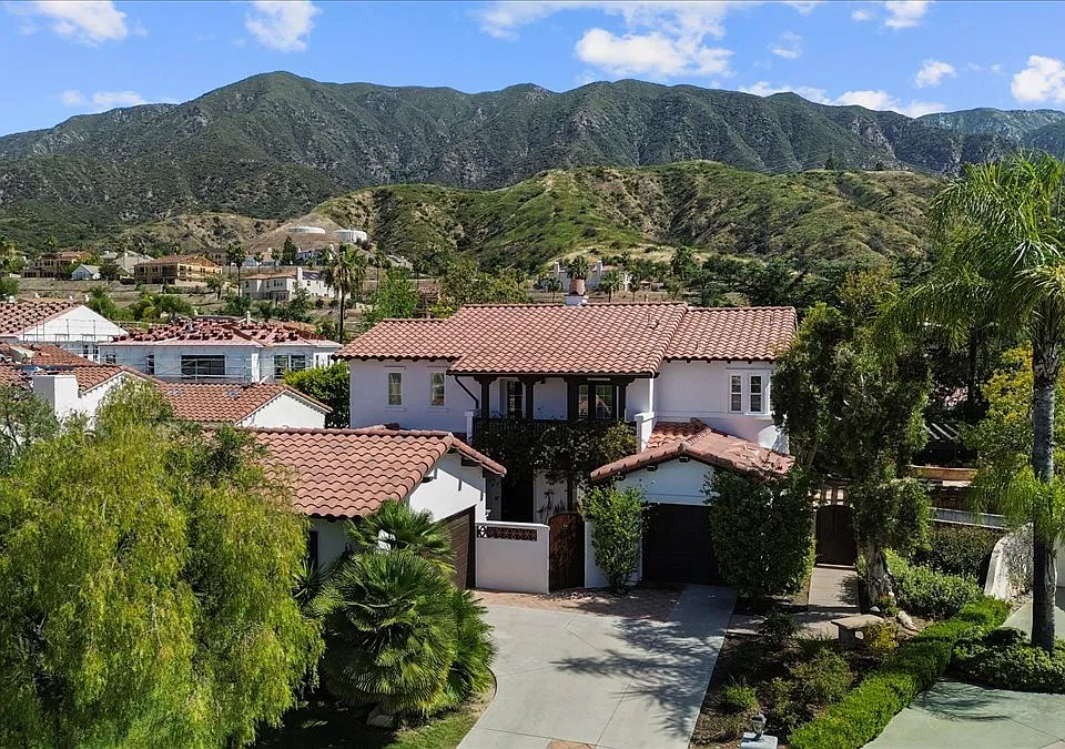 3694 Giddings Ranch Rd