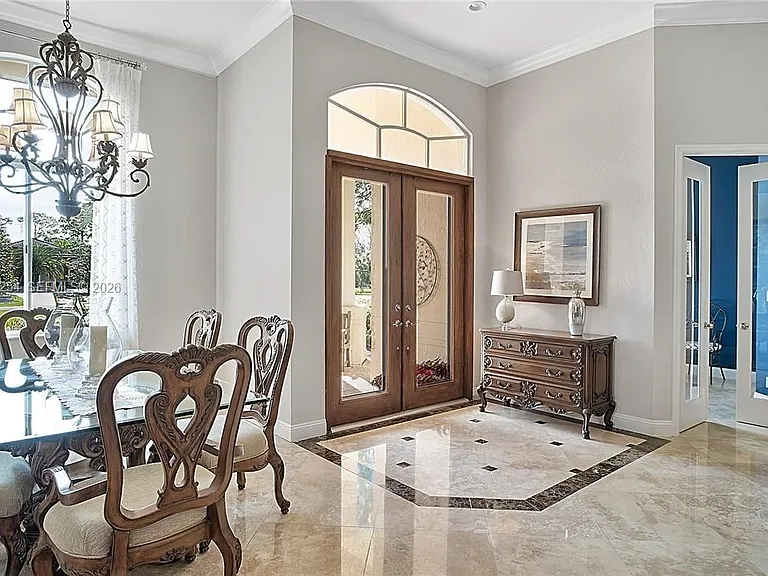 6807 NW 66th Way — Photo 5