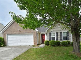 6710 Goldenwillow Dr, Charlotte, NC 28215