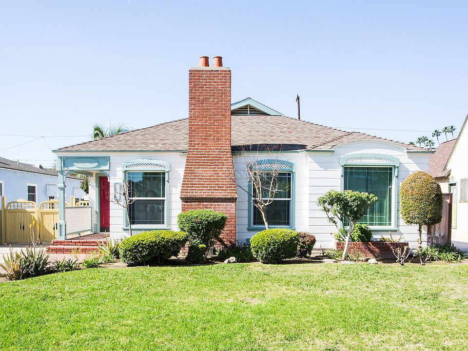 1st image of 2416 Santiago St