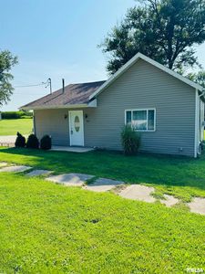 504 S Main St, Camp Point, IL, 62320