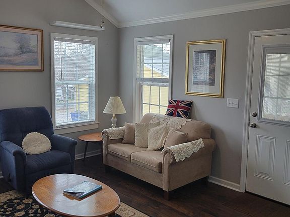 3rd image of 141 Ashlin Meadow Ln NE