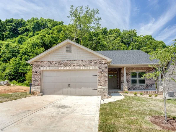 8050 Villa Valley Ln, Caseyville, IL 62232