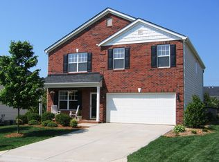 114 Morrocroft Ln, Mooresville, NC 28117