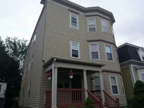 37 Moseley St, Dorchester, MA 02125