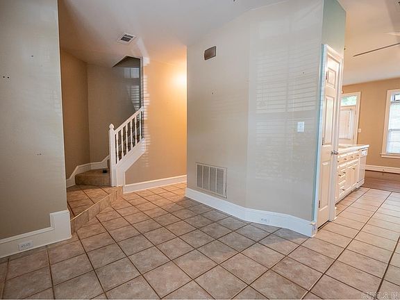 3rd image of 7104 Ohio St APT 2
