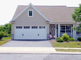 31 Farm Ln, Lancaster, PA 17603