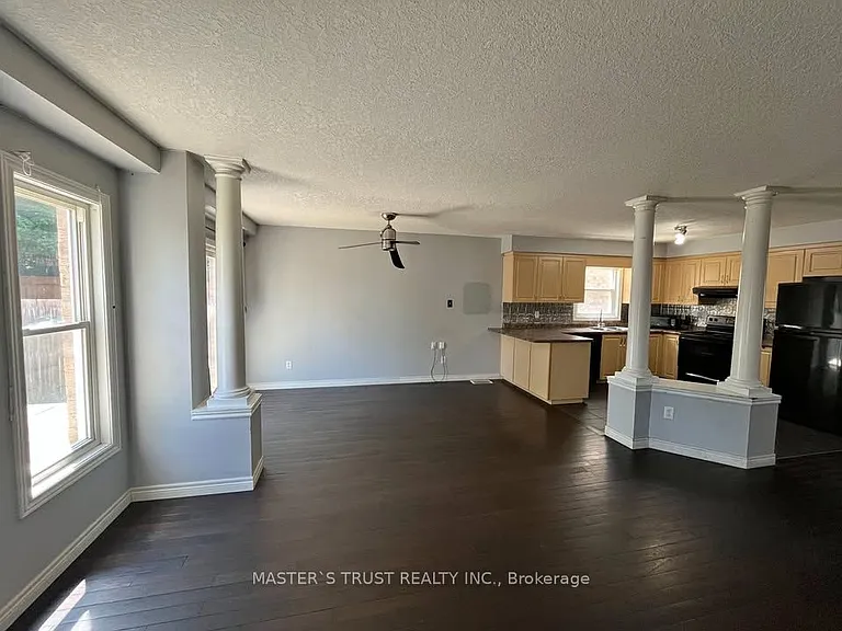 256 Bridlewreath St — Photo 1