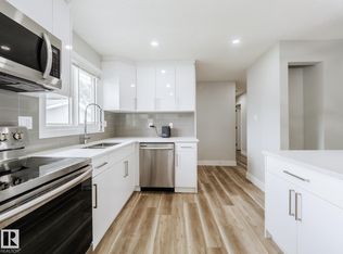 15011 59th St NW, Edmonton, AB T5A1Y6