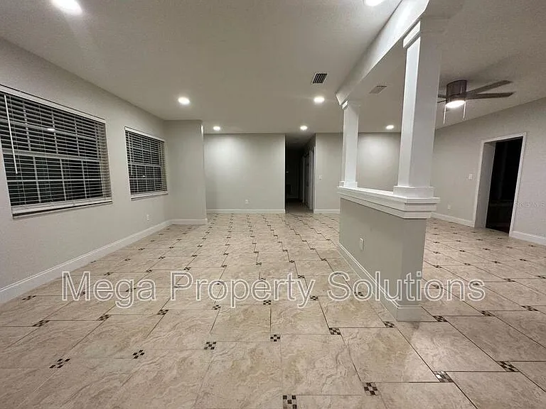 104 W Brentridge Dr #1 — Photo 4