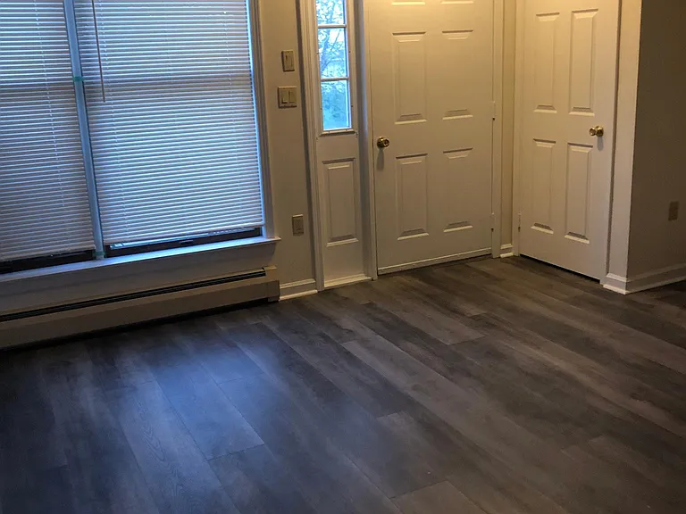 1101 Kerstetter Ct — Photo 9