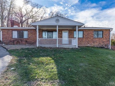 10 Glen Oaks Dr, Fenton, MO, 63026