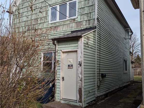 24 Michael Pl, Buffalo, NY 14218